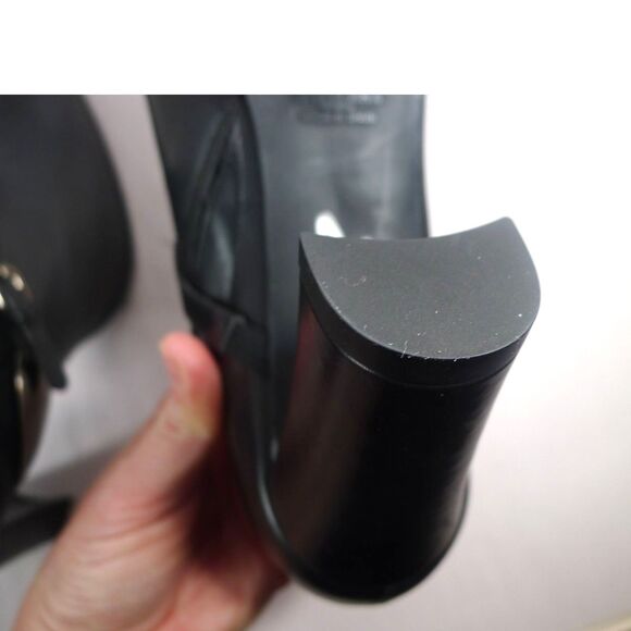 Stuart Weitzman Leather Buckle Pointed Toe Bootie - Black 8.5 - Picture 8 of 11